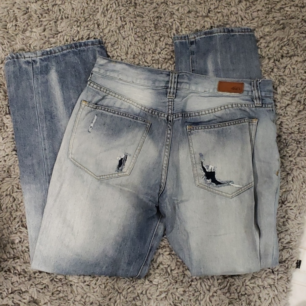 Jean's